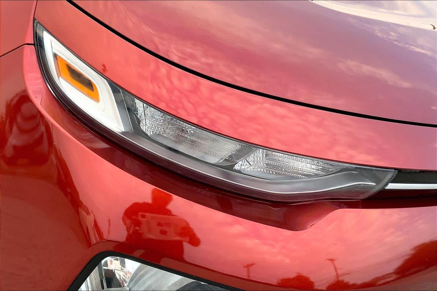 Used 2021 Mars Orange Kia LX image 26