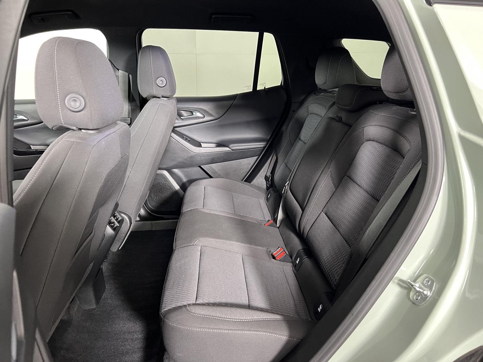 Used 2025 Cacti Green Chevrolet AWD LT image 21