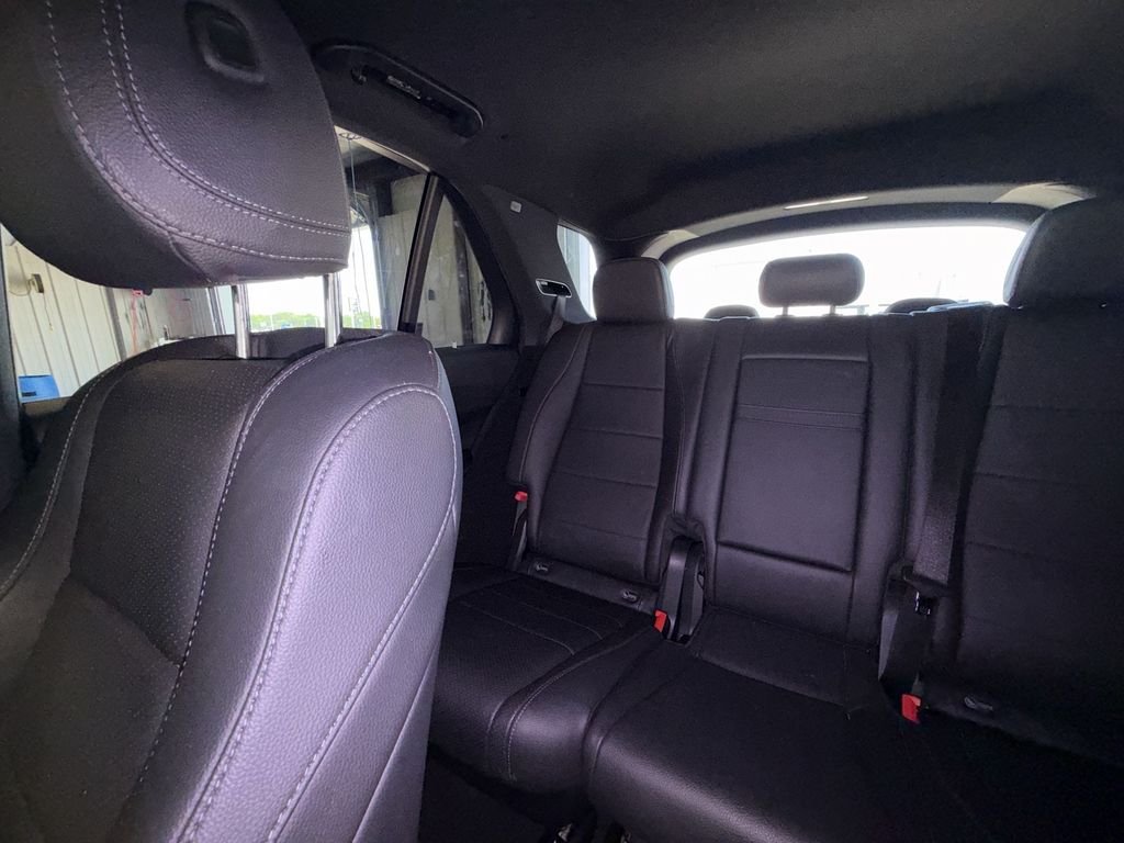 Used 2021 White Mercedes-Benz GLE 350 image 11