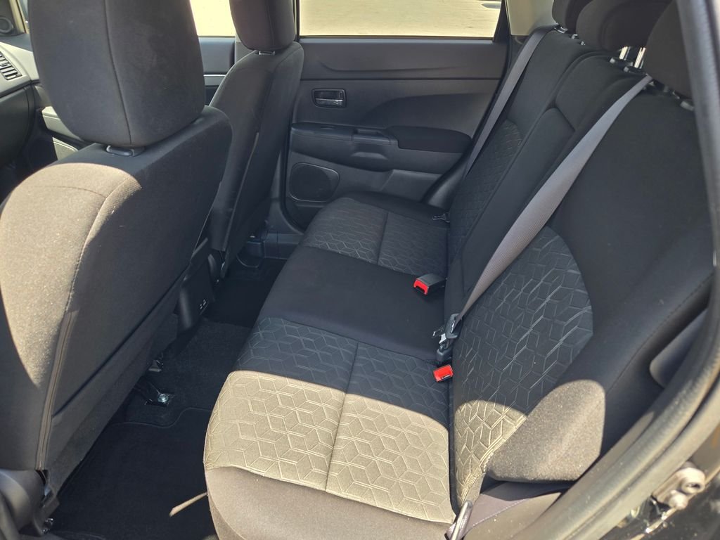 Used 2025 Black Mitsubishi 2.0 SE image 22