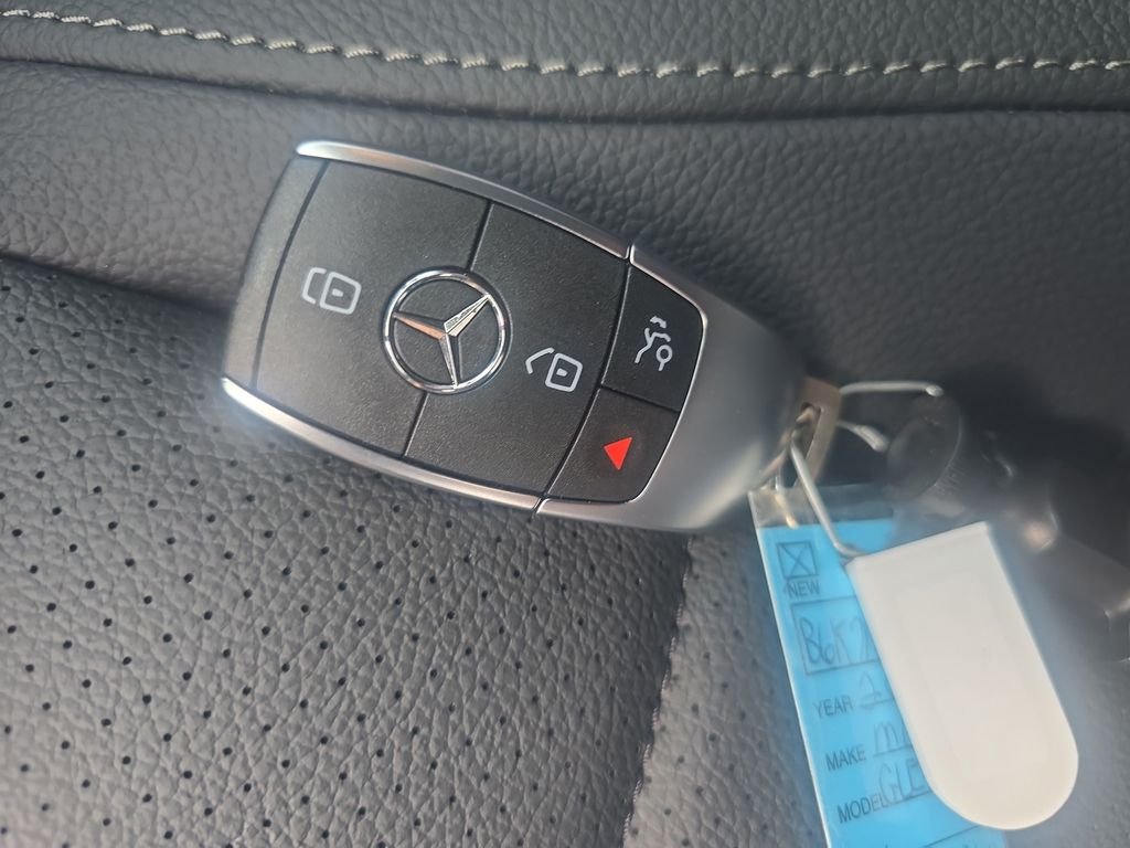 New 2026 MANUFAKTUR Mystic Blue Metallic Mercedes-Benz GLE 450 image 29