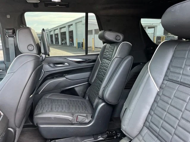 Used 2023 Red Cadillac V-Series image 13