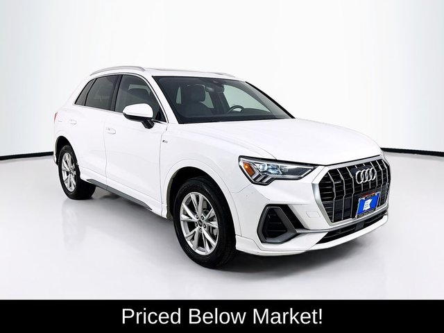 2023 Audi Q3 Premium