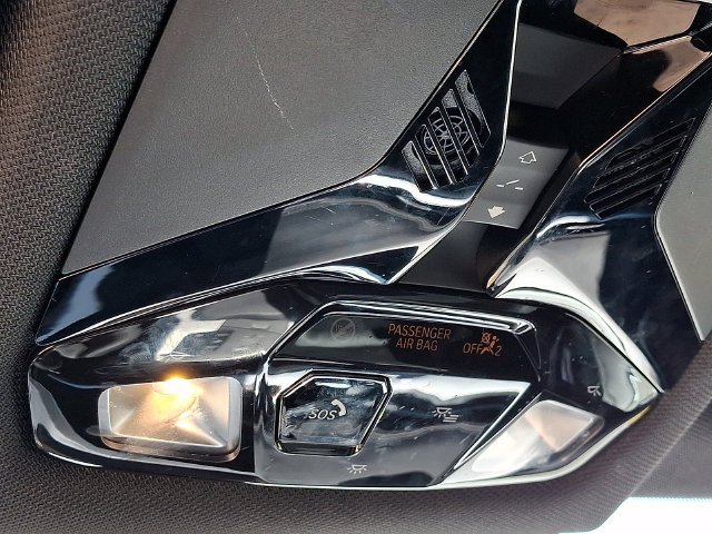 Used 2023 White BMW xDrive28i image 27
