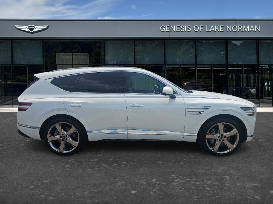 Used 2023 Uyuni White Genesis 3.5T Prestige image 4
