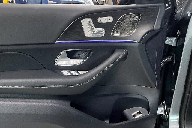 New 2026 Selenite Grey Metallic Mercedes-Benz GLE 450 image 12