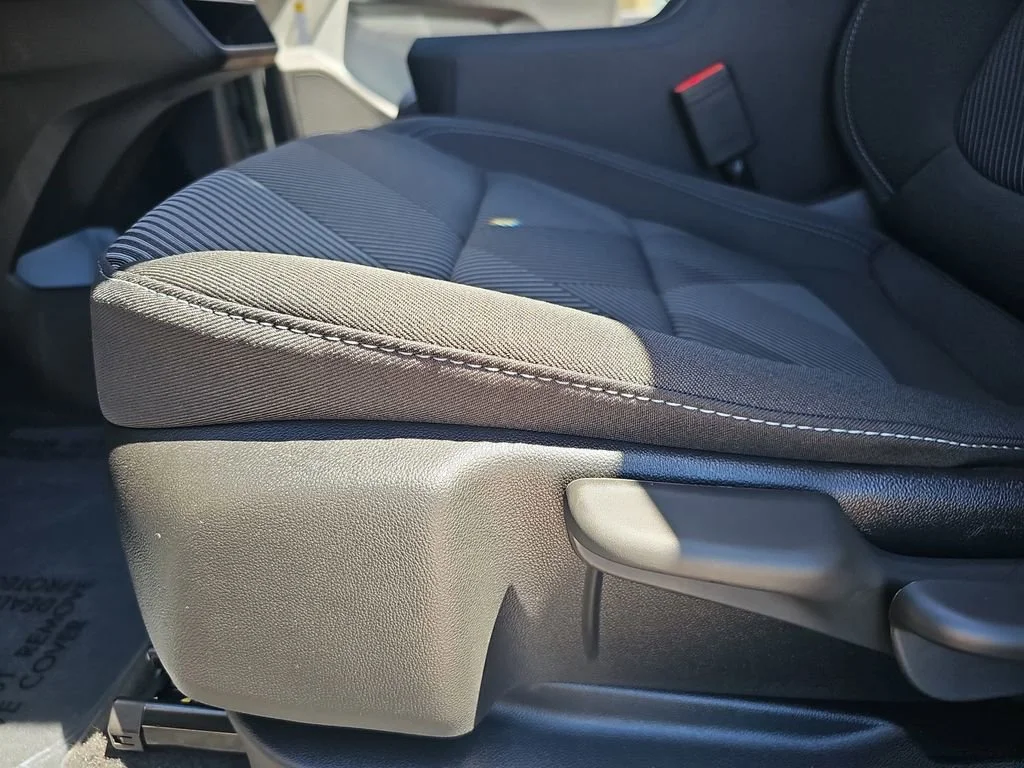 2027 Chevrolet Bolt LT - Photo 29