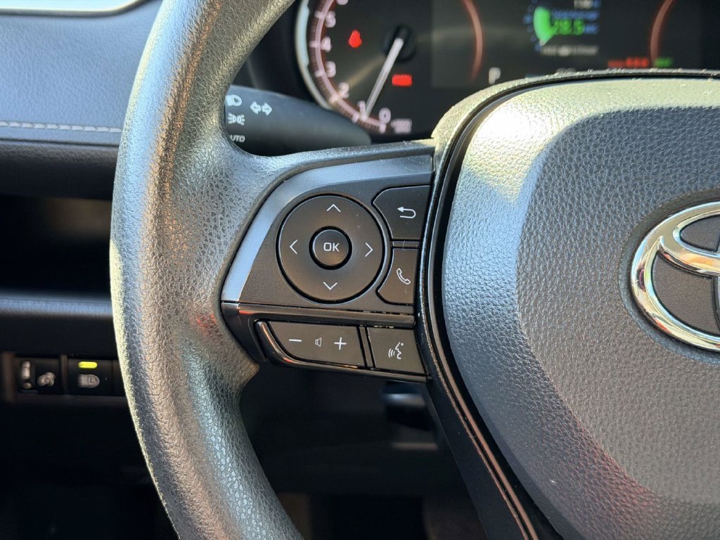 Used 2025 Red Toyota XLE image 23