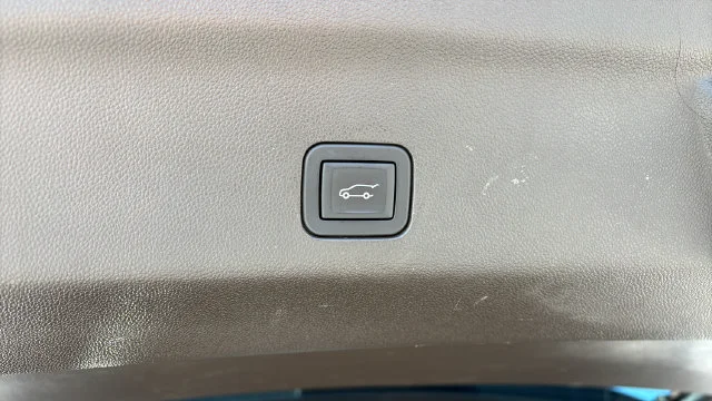 Used 2025 Black Chevrolet LT image 38