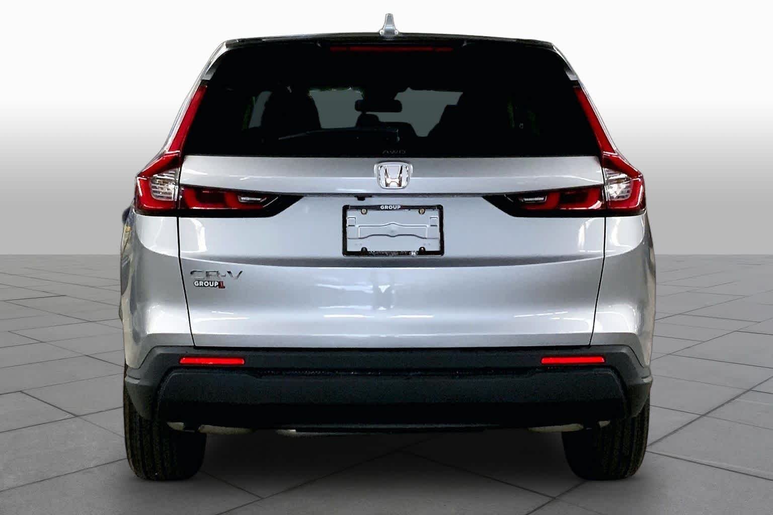 Used 2024 Lunar Silver Metallic Honda LX image 5