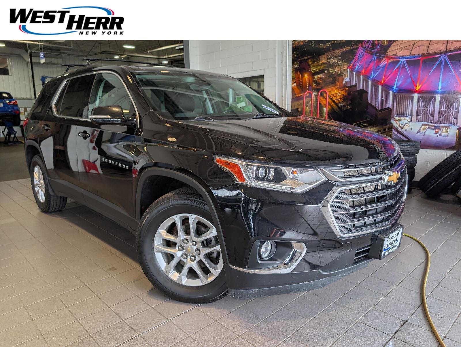 Used 2020 Mosaic Black Metallic Chevrolet LT Cloth image 1