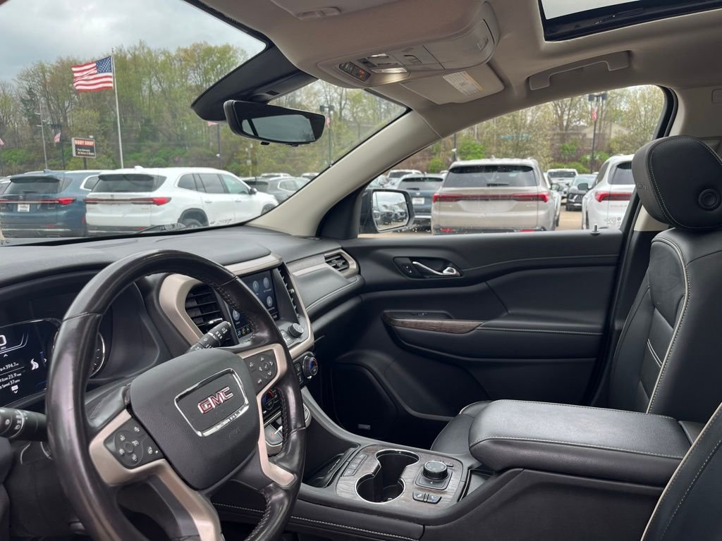 Used 2022 Hunter Green GMC Denali image 19