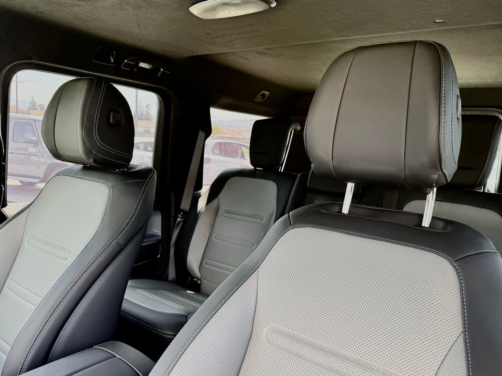 2025 Mercedes-Benz G-Class G580 - Photo 19