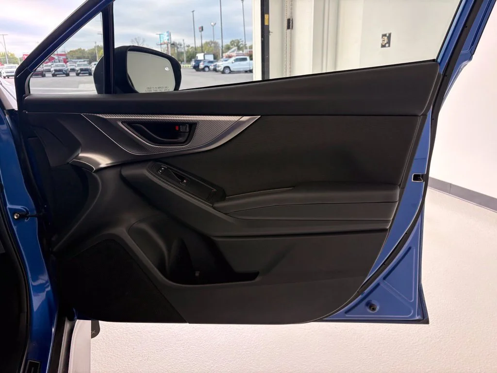 Used 2022 Blue Subaru Base image 32