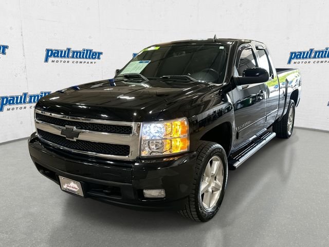 2008 Chevrolet Silverado 1500 LTZ 4X4 Extended Cab SWB's photo