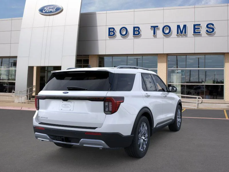 New 2026 White Ford Platinum image 9