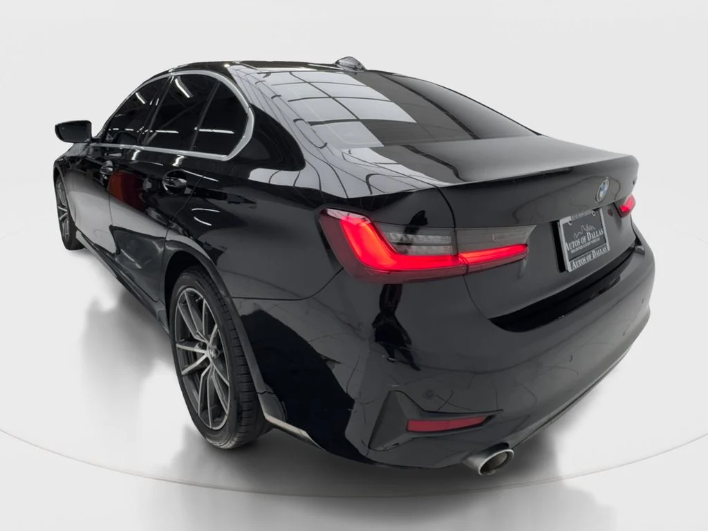Used 2022 Black BMW 330i image 10