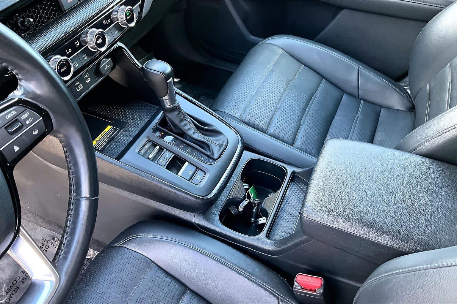 Certified Used 2024 Urban Gray Pearl Honda EX-L image 16