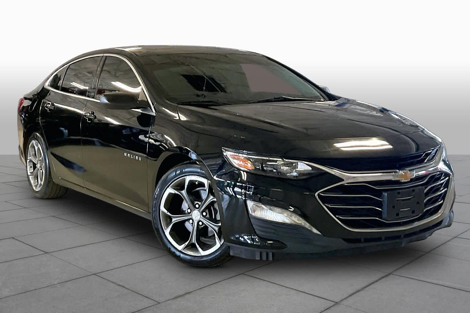 Used 2020 Mosaic Black Metallic Chevrolet LT image 2