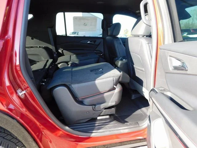2026 Chevrolet Traverse RS - Photo 30