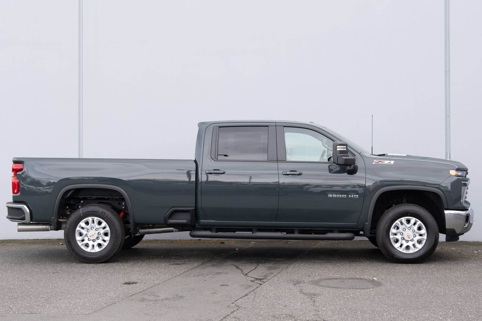 2026 Chevrolet Silverado 3500HD LT - Photo 29
