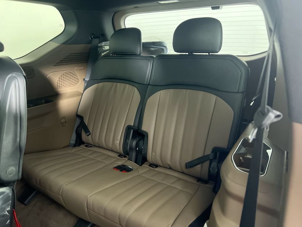 New 2026 Wolf Gray / Black Roof Kia GT-Line AWD image 30