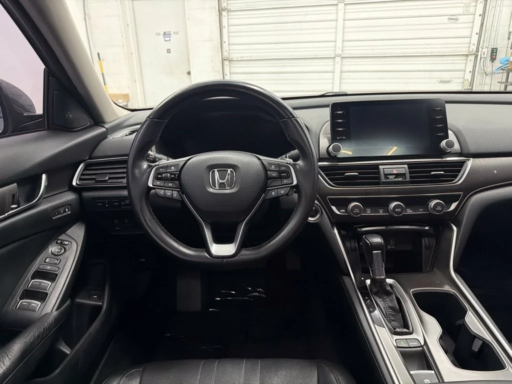 Used 2018 Gray Honda Touring image 24