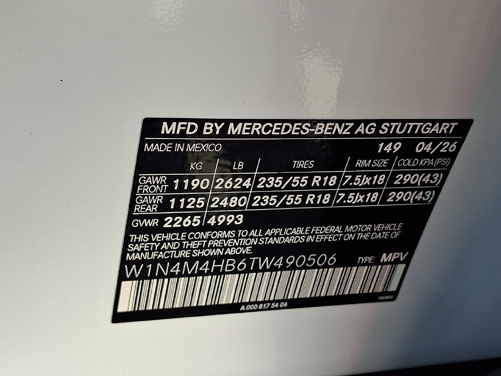 New 2026 Polar White Mercedes-Benz GLB 250 image 20