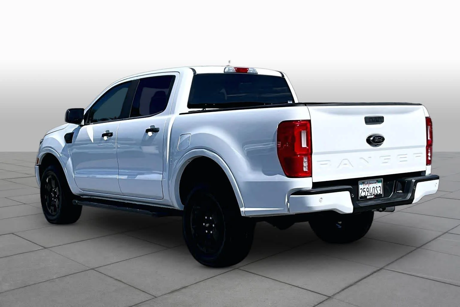 Used 2023 Oxford White Ford XLT image 11