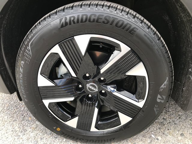 New 2026 Super Black Nissan SV image 9