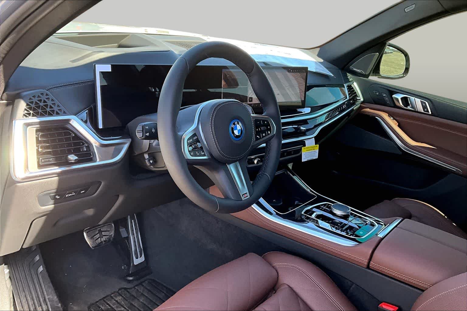 New 2026 Brooklyn Grey Metallic BMW xDrive50e image 8
