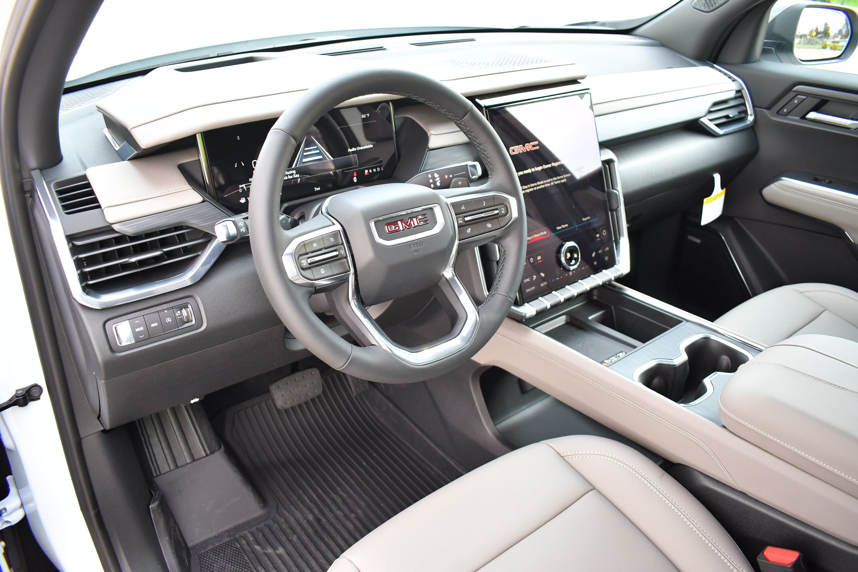 2026 GMC Acadia Elevation - Photo 10