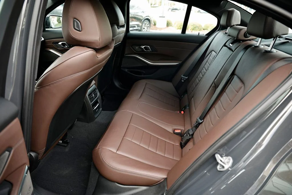 Used 2026 Dravit Grey Metallic BMW 330i image 25