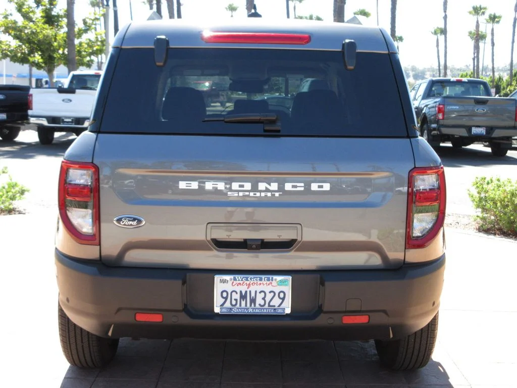 Certified Used 2023 Carbonized Gray Metallic Ford Outer Banks image 3