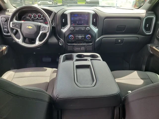 Used 2021 White Chevrolet LT image 15