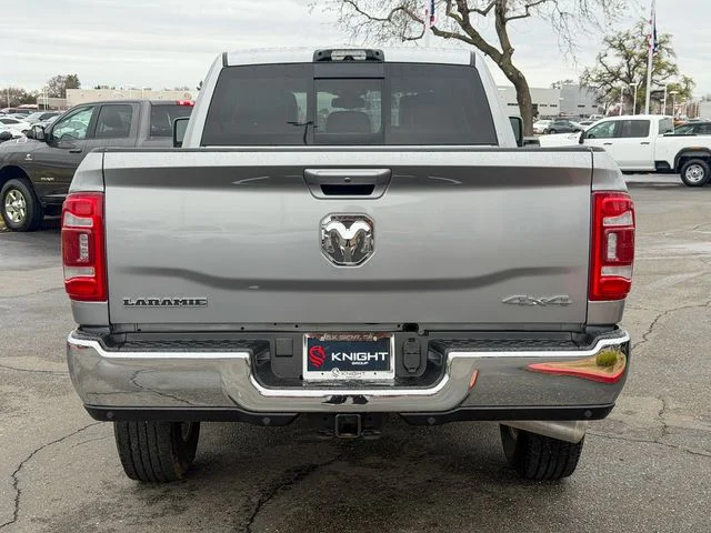 Used 2024 Silver Ram Laramie image 12