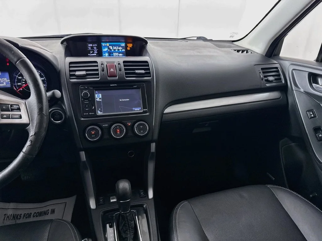 Used 2015 Silver Subaru 2.5i Touring image 29