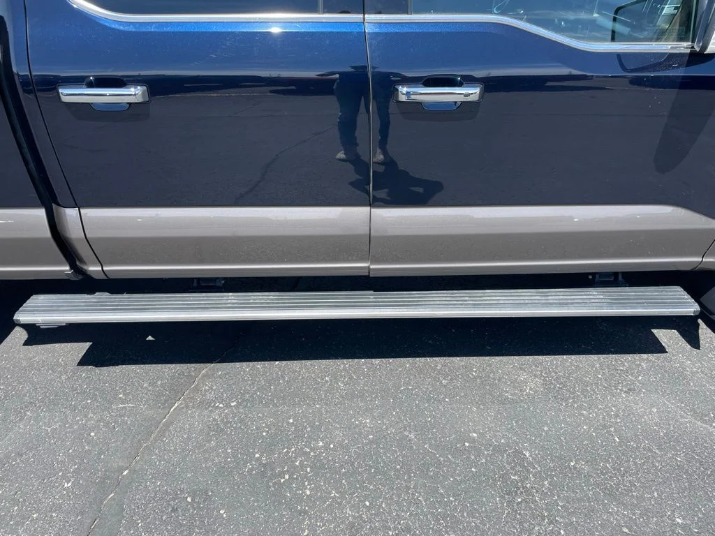 Used 2023 Antimatter Blue Metallic Ford King Ranch image 33
