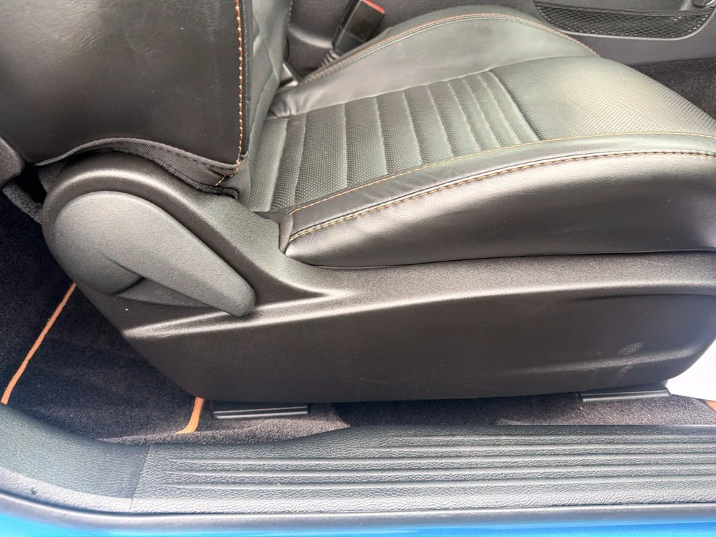 Used 2016 Blue Dodge R/T Scat Pack image 32