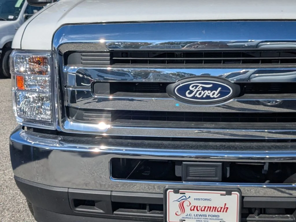 2026 Ford E-Series Cutaway Base - Photo 10