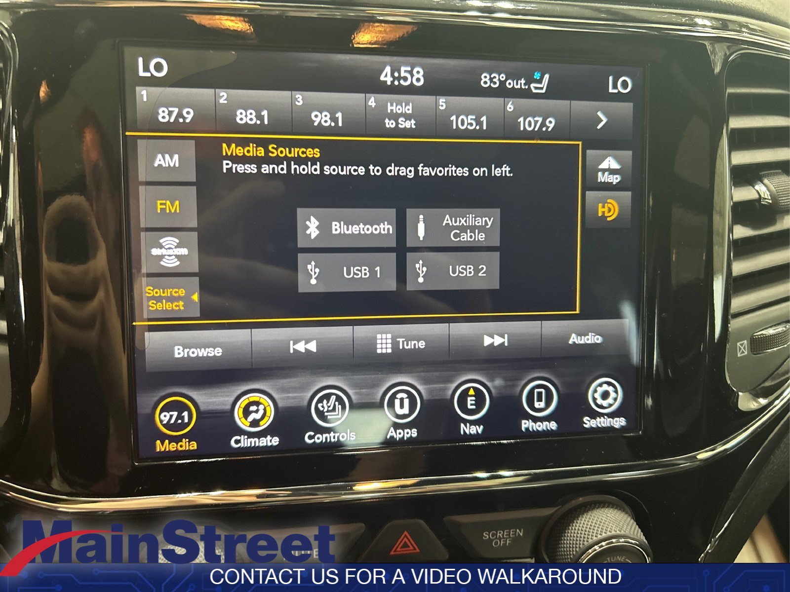 Used 2021 Slate Blue Pearlcoat Jeep Overland image 35