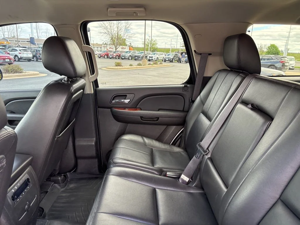Used 2013 Silver Ice Metallic Chevrolet LT image 22