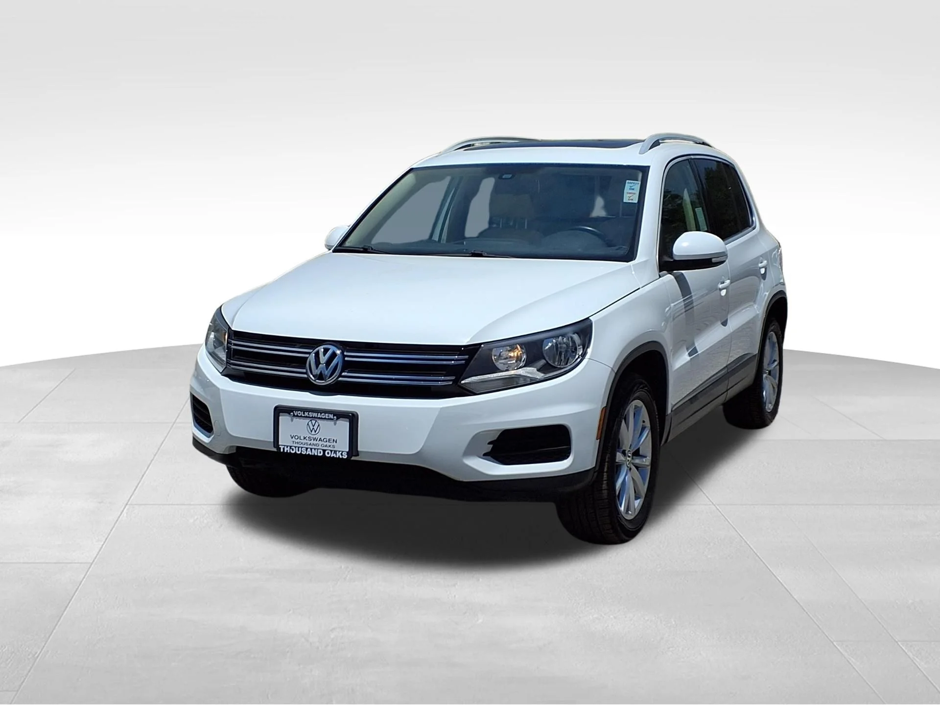 2017 Volkswagen Tiguan 2.0T Wolfsburg Edition's photo