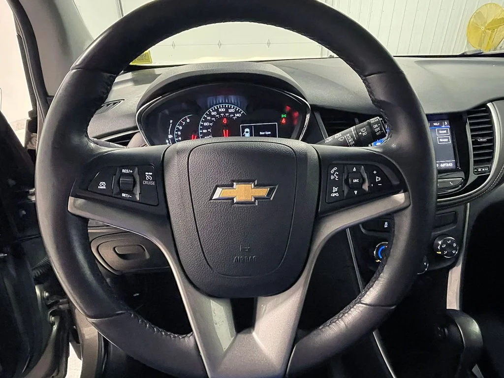 Used 2021 Gray Chevrolet LT image 32