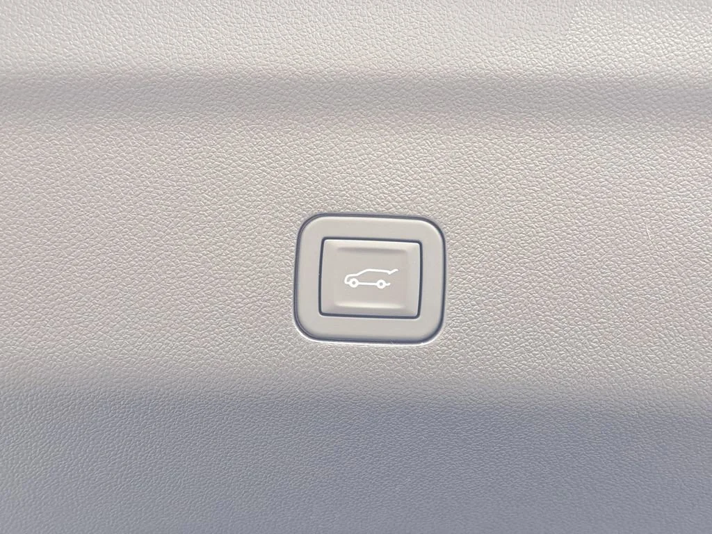 2026 Chevrolet Tahoe Premier - Photo 27