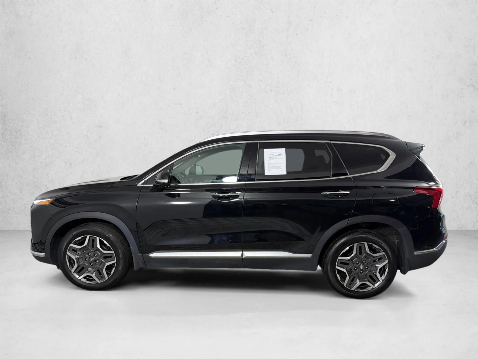 Used 2023 Black Hyundai Limited image 8