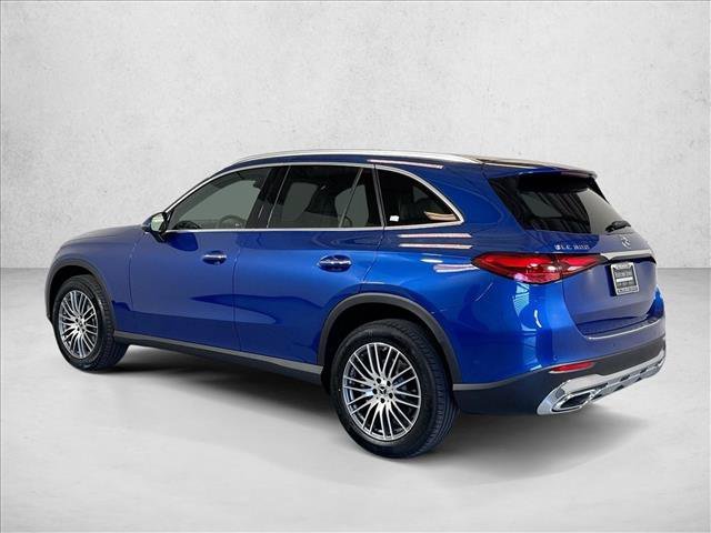 New 2026 Starling Blue Metallic Mercedes-Benz GLC 300 image 37