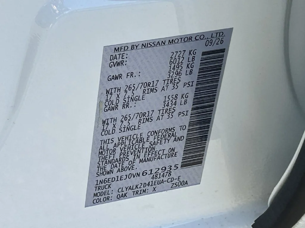 New 2027 Glacier White Nissan Crew Cab PRO-X® image 29