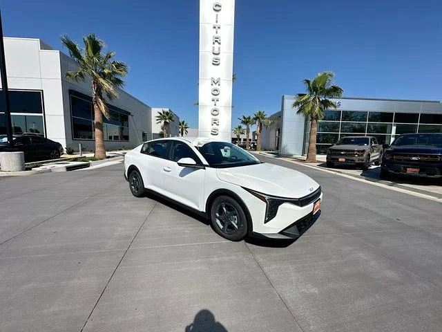 2026 Kia K4
