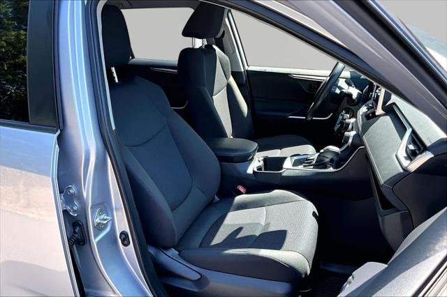 Certified Used 2025 SILVER SKY METALLIC Toyota  image 9
